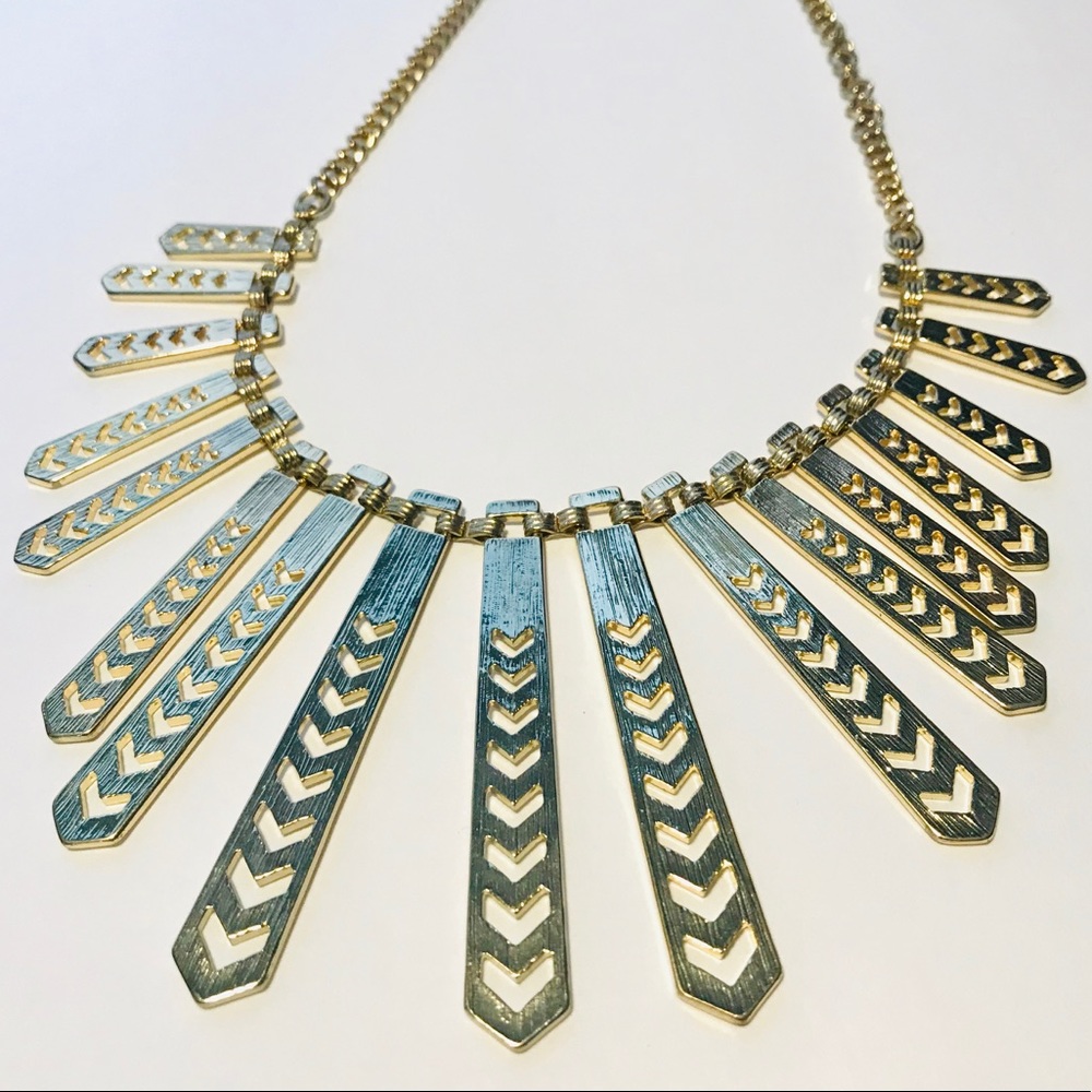 Gold Kensie Necklace with Chevron Design